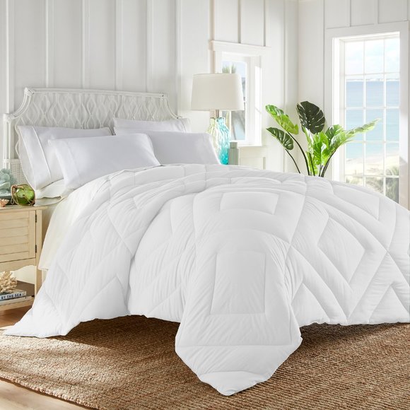 Tommy Bahama Waterwashed Down Alternative Comforter (Dark Blue color)